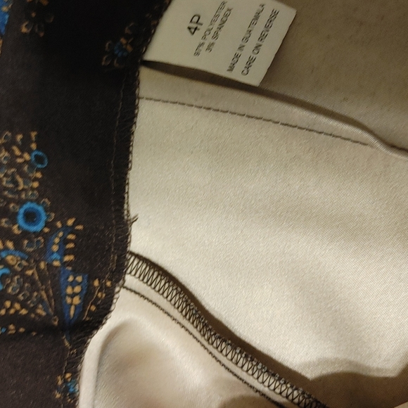 💙 Briggs Skirt - Picture 12 of 13